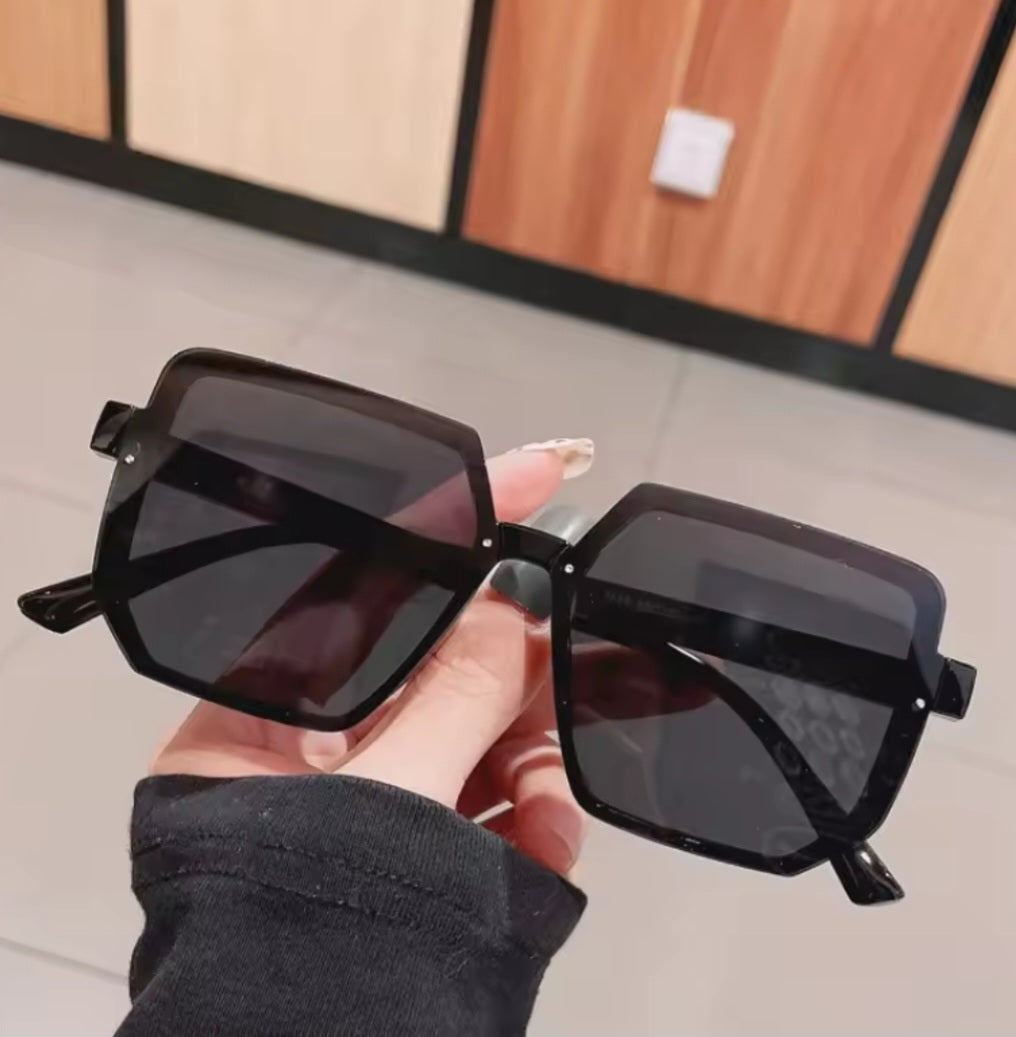 Retro Polygon Sunglasses